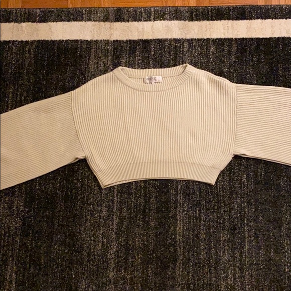 House of CB Sweaters - Ribbed Crop sweater